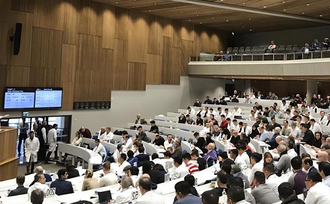 2000年茅臺酒回收多少錢_回收2020年茅臺酒_茅臺回收2300