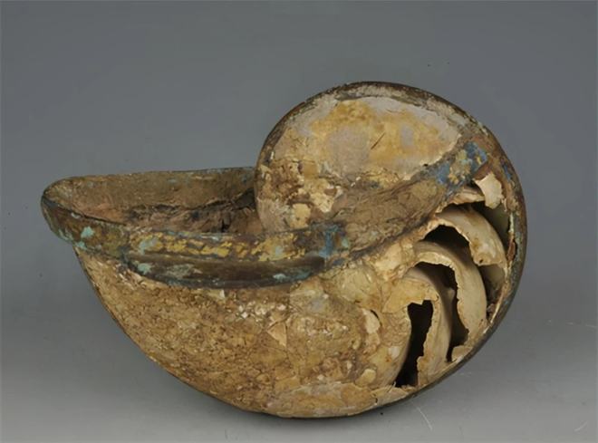 酒樽喝酒用哪頭_喝酒樽頭酒用什么容器_喝酒樽頭酒用什么杯子